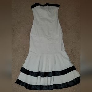 LULY K NEW YORK BEAUTIFUL DRESS/GOWN 👗 SIZE SMALL